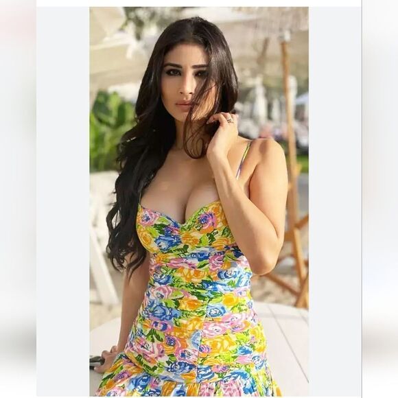 Zara dress   - Picture 10 of 17